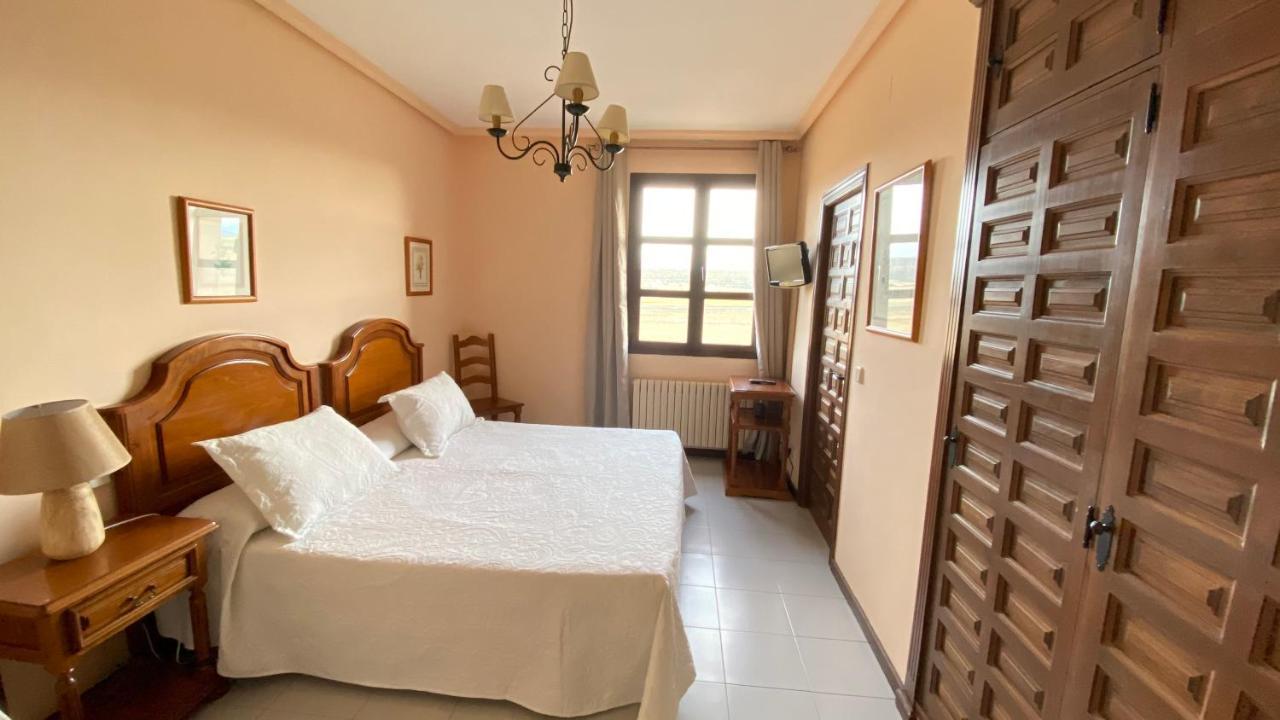 Hostal Las Paneras Ávila Zewnętrze zdjęcie