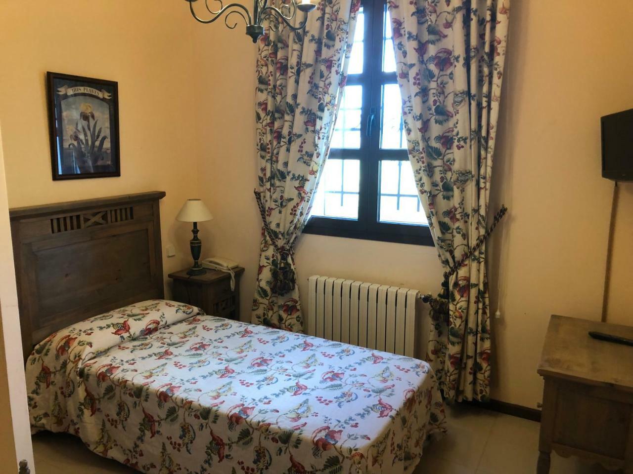 Hostal Las Paneras Ávila Zewnętrze zdjęcie
