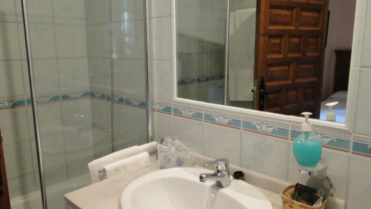 Hostal Las Paneras Ávila Zewnętrze zdjęcie