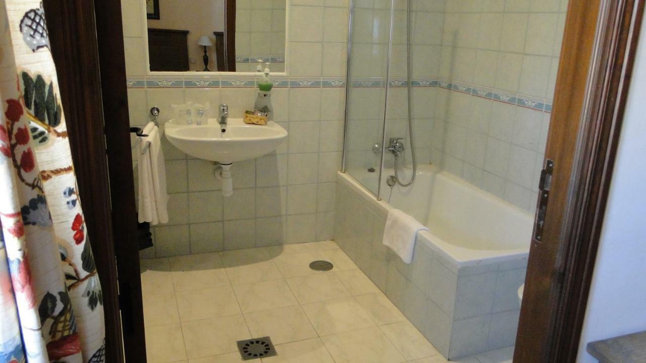 Hostal Las Paneras Ávila Zewnętrze zdjęcie